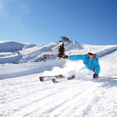 Alpines Gourmet Montanara מלון 4*