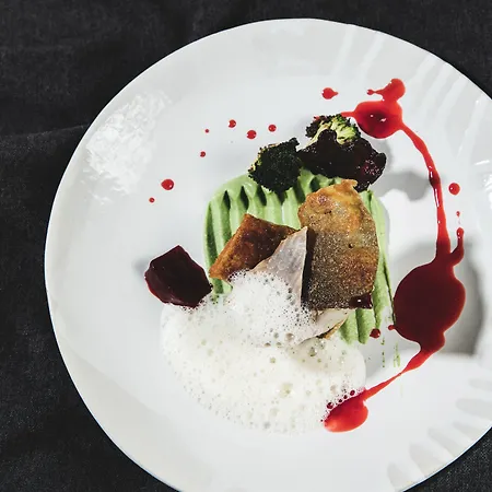 ホテル Alpines Gourmet Montanara 4*