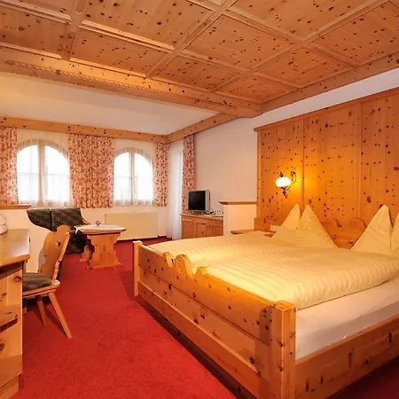 Hotel Alpines Gourmet Montanara Flachau